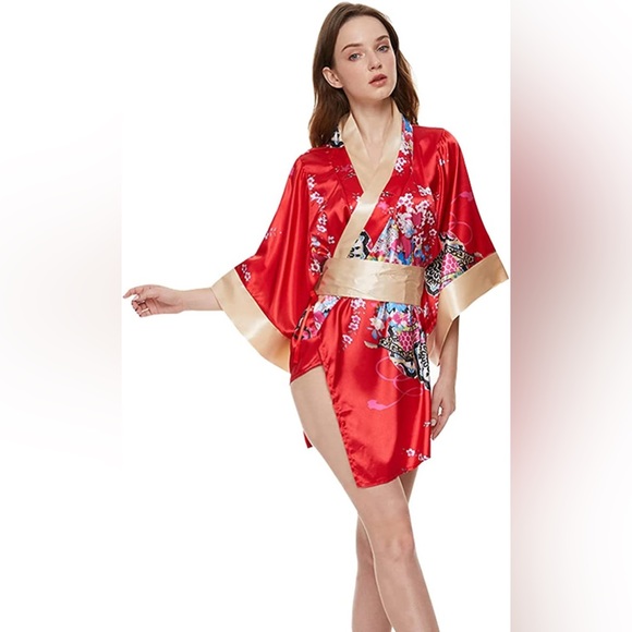 Other - Japanese Satin Kimono Robe